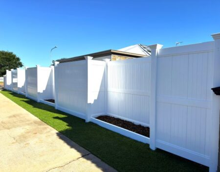 Lady Jane full privacy fence gallery along a long side boundary by Queensland Fencing Specialists