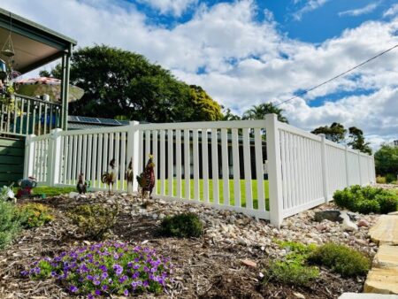 Margaret - PVC Garden Fence 1.2 m