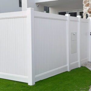 Queen Victoria - 2M Full Privacy Fence